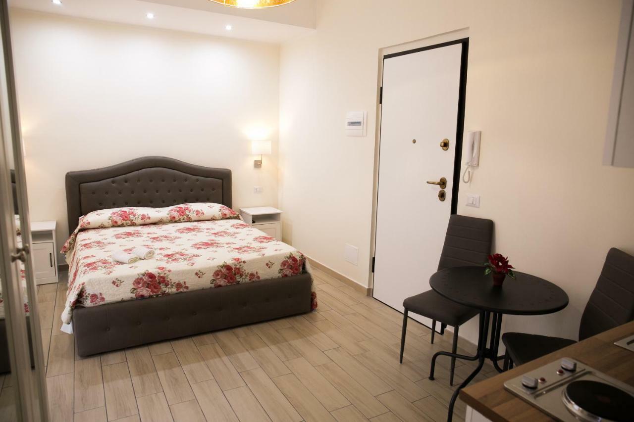 Ludovica Home Giardini Naxos Ngoại thất bức ảnh